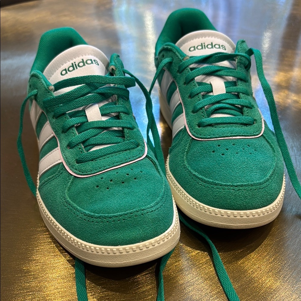 Adidas Court Green/White/ Clear Pink